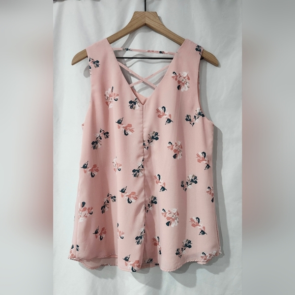 Full Moon Maternity NWT Sleeveless Top Size Medium Pink Teal Floral Cross Back - Picture 2 of 5